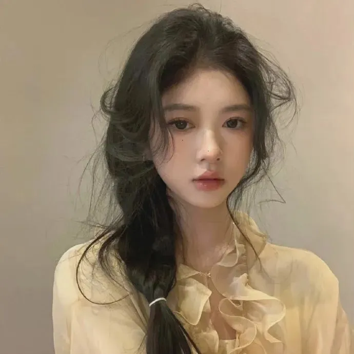 【奇幻纯爱】《哈尔的移动城堡》宫崎骏极致浪漫：在战火中相爱的魔法师与少女，逃避与守护的童话